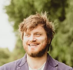 Eliot Hearson, Founder of FaithWave